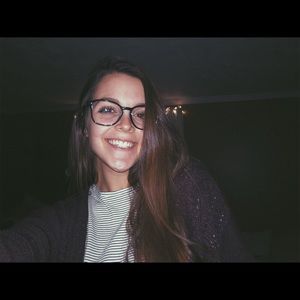 Meet your Posher, Aubry